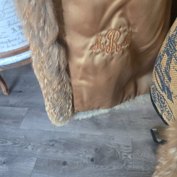 Red Fox Jacket - Picture 5 of 5